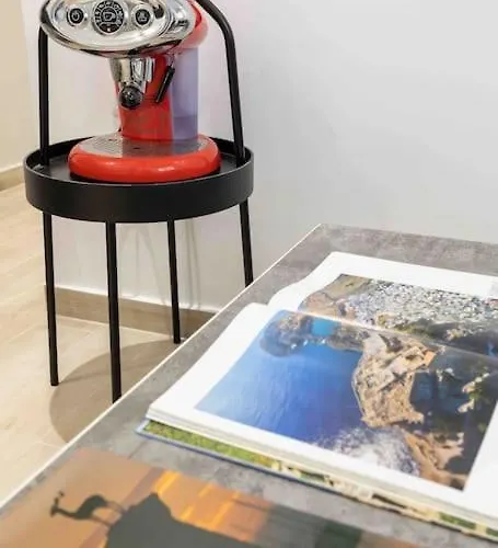 Luxury Cozy In The Center شقة Rhodes City