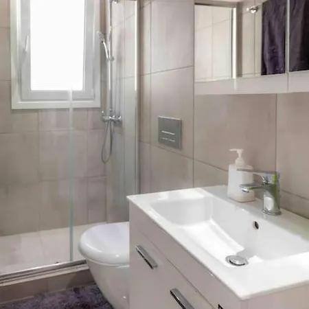 Апартаменты Luxury Cozy In The Center