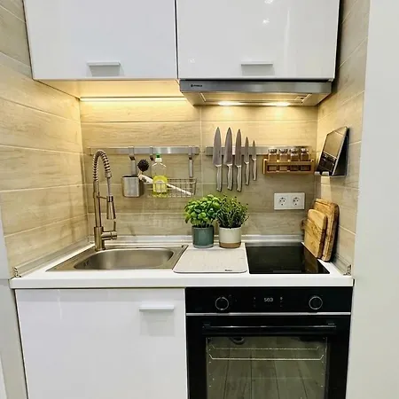 Luxury Cozy In The Center Rhodes City